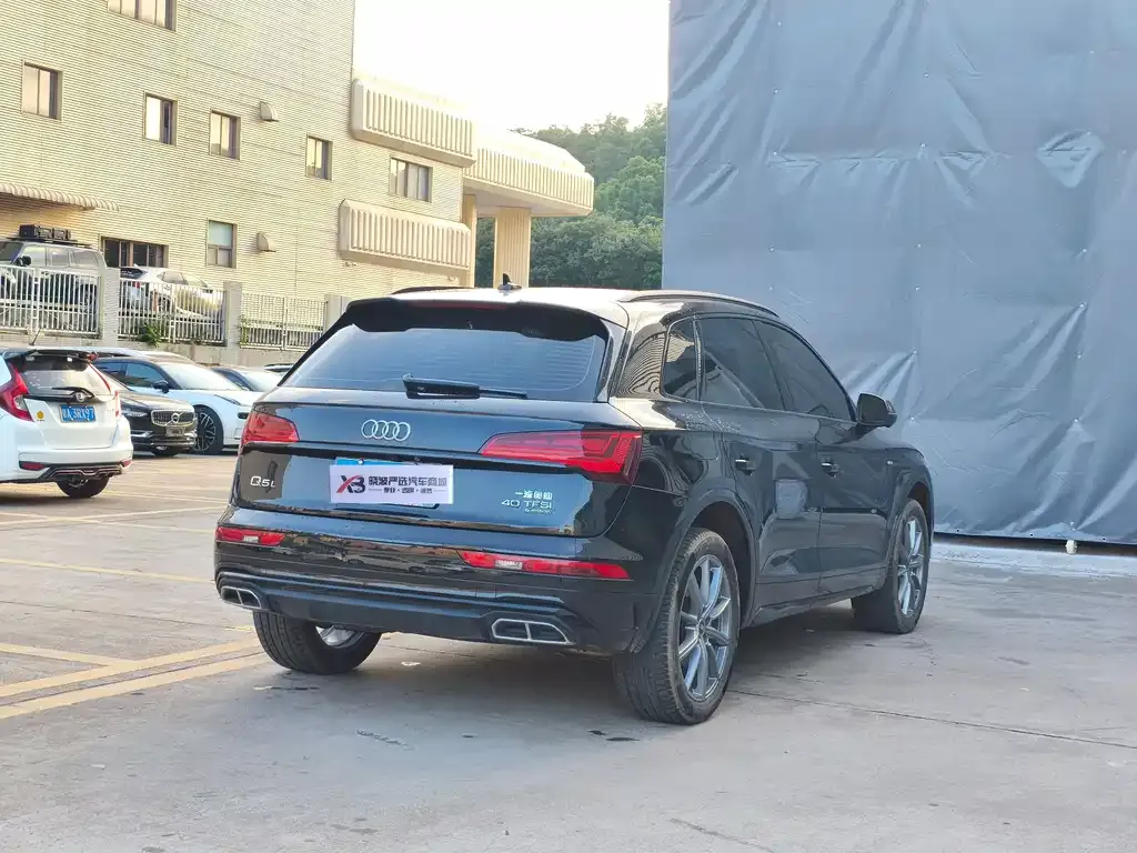 Audi Q5L 2022 из CN, фото 5