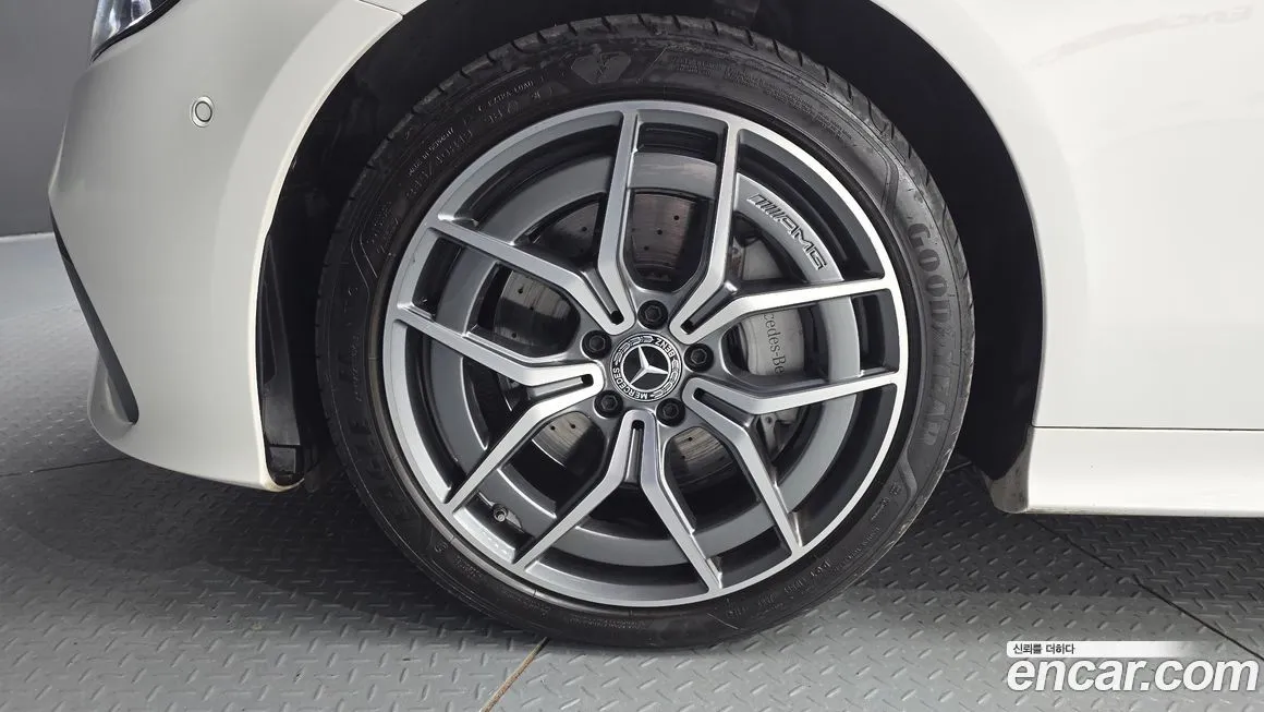 Mercedes-Benz E-Class 2022 из KR, фото 8