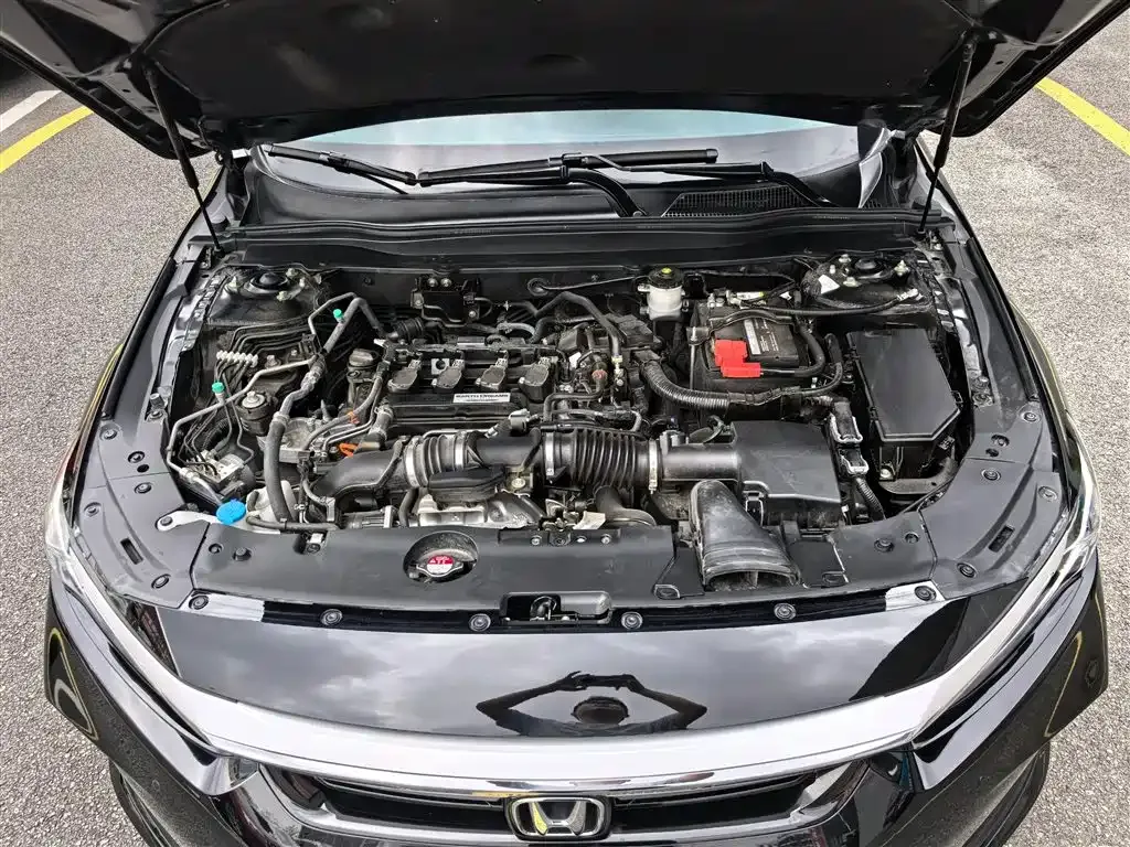 Honda Inspire — фото 6