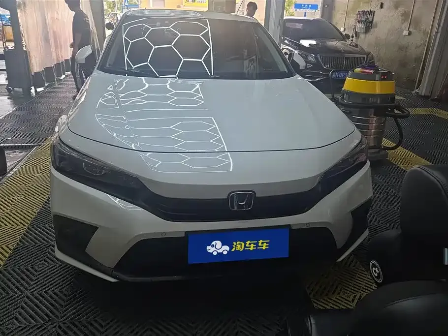 Honda Civic — фото 10