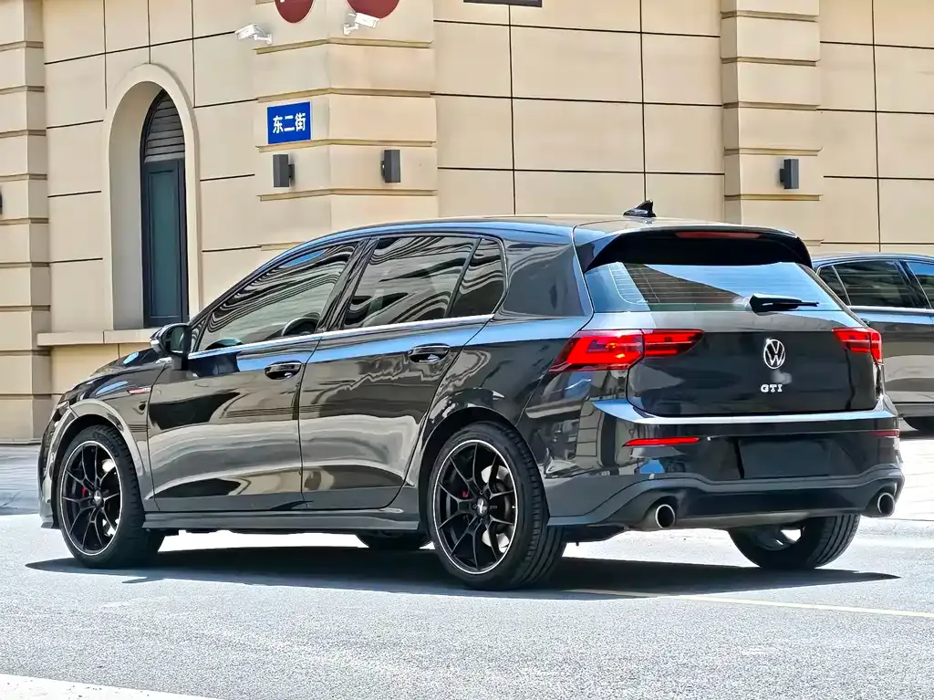 Volkswagen Golf GTI 2023 из CN, фото 6