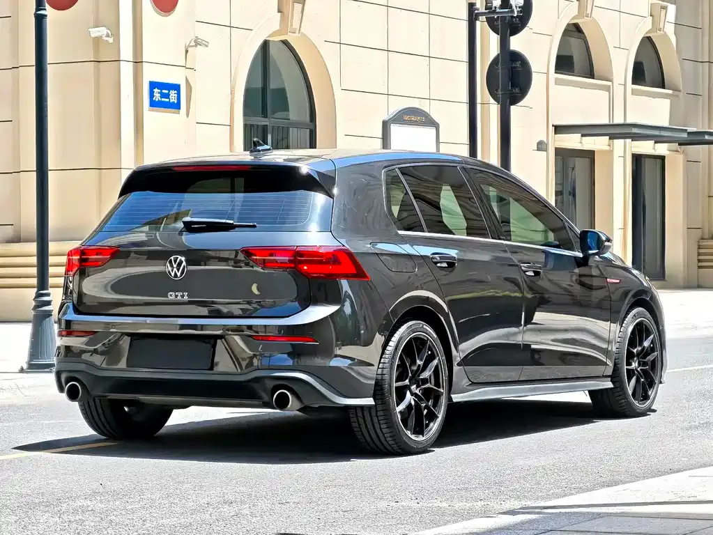 Volkswagen Golf GTI 2023 из CN, фото 7