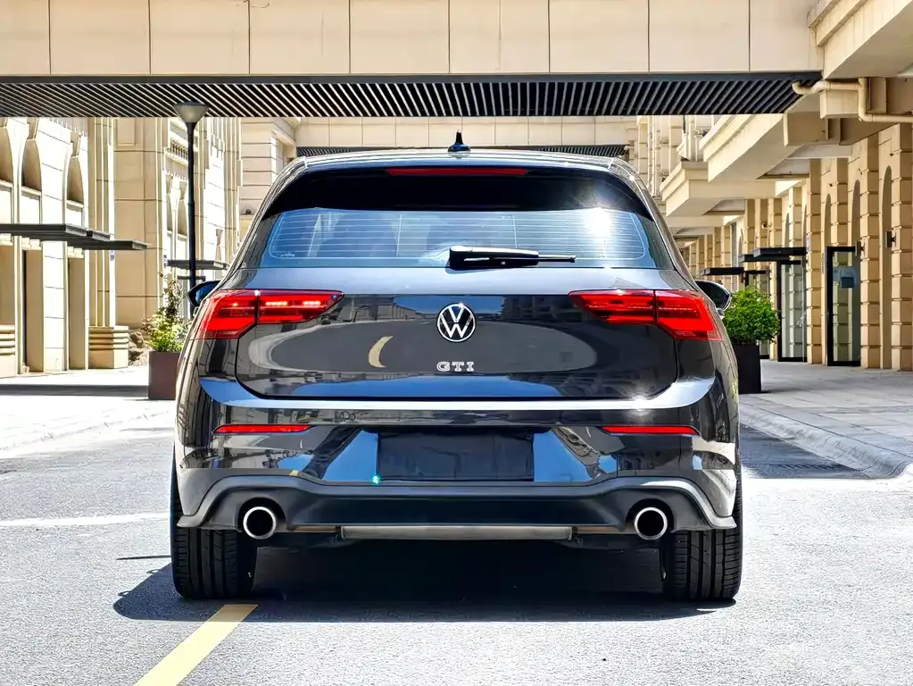 Volkswagen Golf GTI 2023 из CN, фото 5