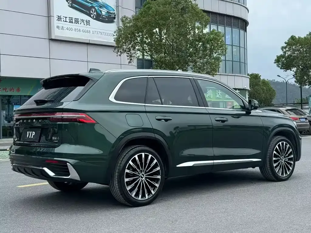 Geely Xingyue L — фото 9
