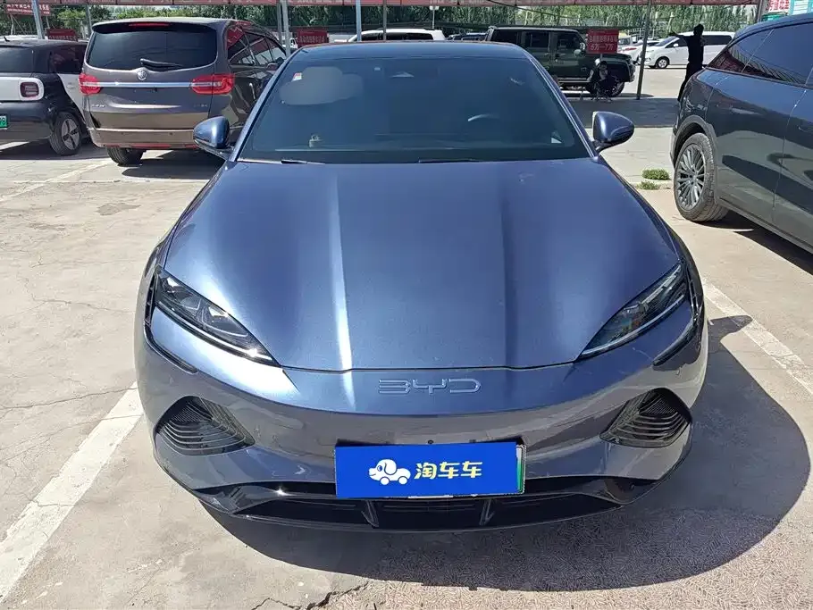 BYD Seal — фото 8