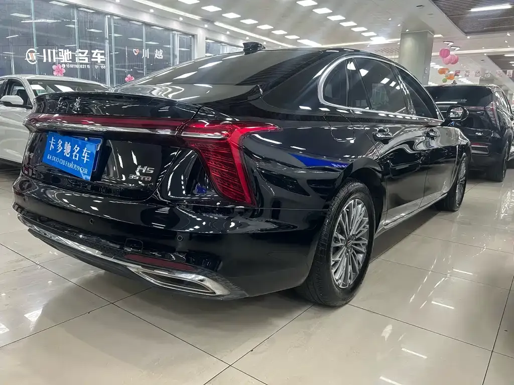 Hongqi H5 — фото 5