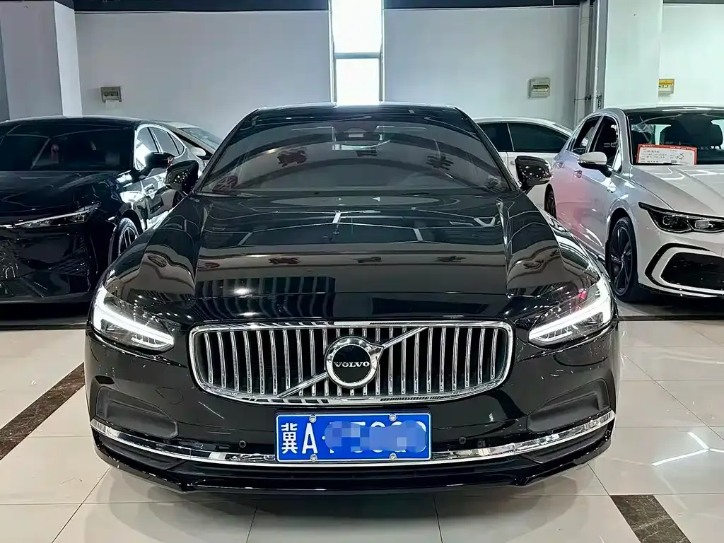 Volvo S90 — фото 4