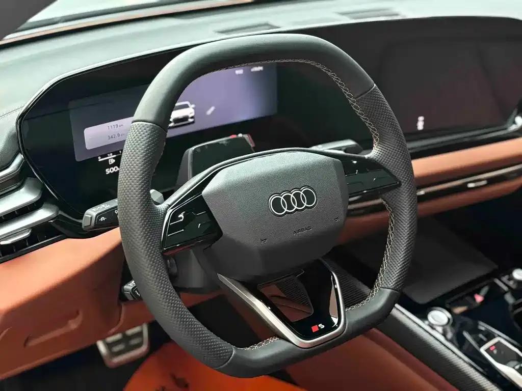 Audi A5L — фото 7