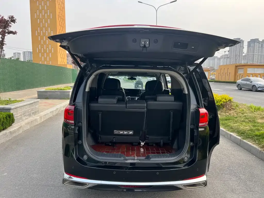 GAC Motor Trumpchi M8 — фото 9