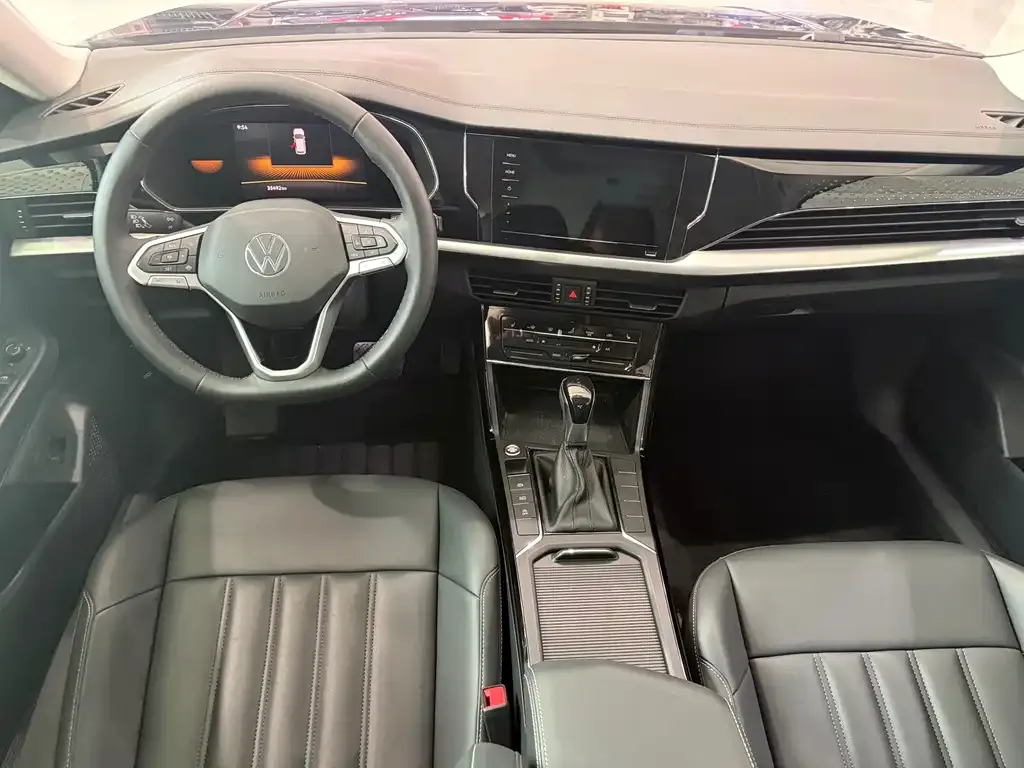 Volkswagen Passat — фото 8