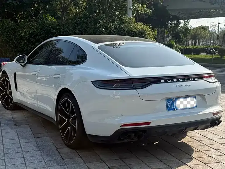 Porsche Panamera — фото 2