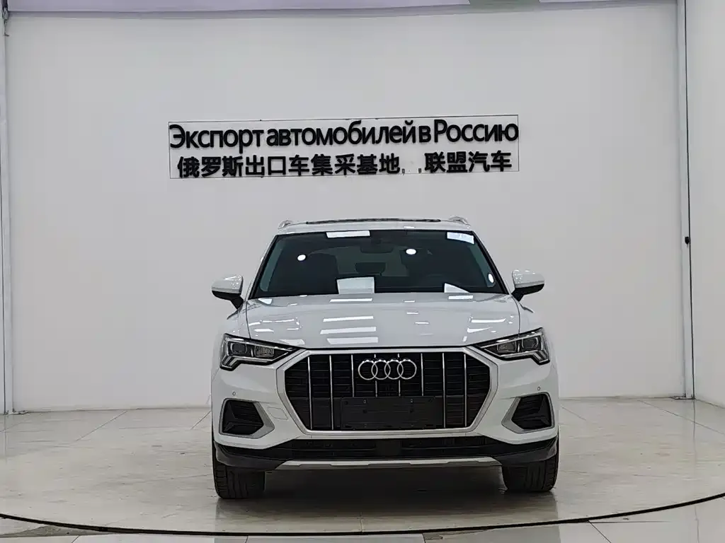 Audi Q3 — фото 6