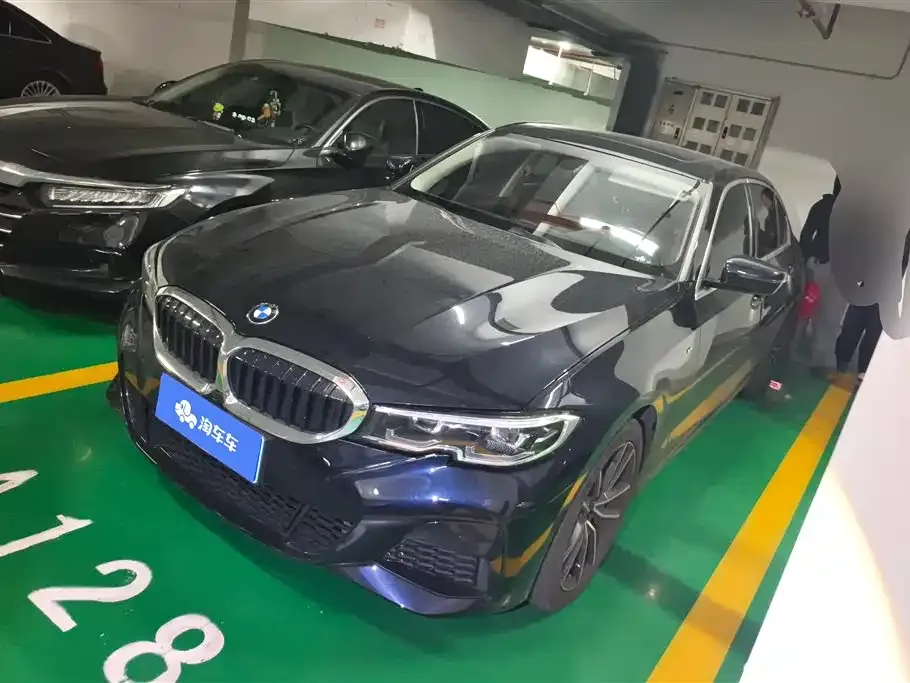 BMW 3 Series 2021 из CN, фото 1