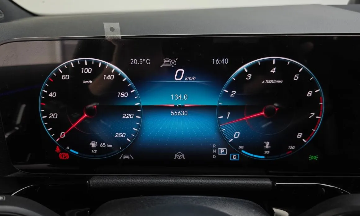 Mercedes-Benz GLA-Class 2023 из KR, фото 2