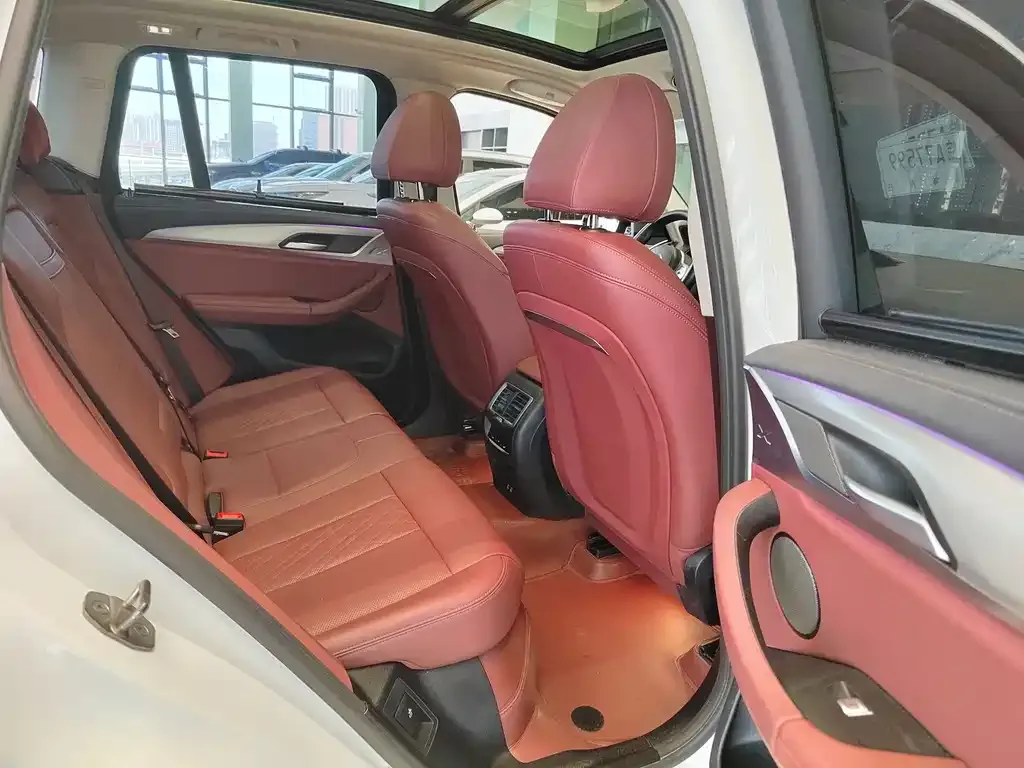 BMW iX3 2023 из CN, фото 2