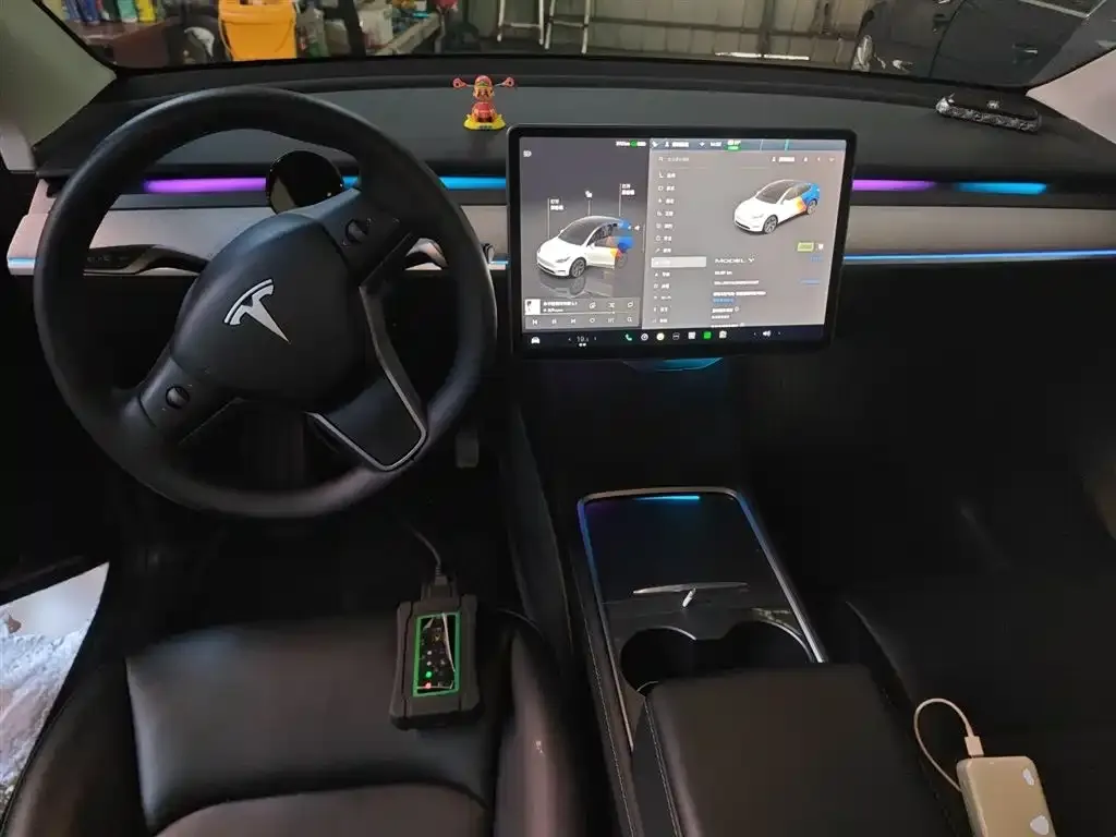 Tesla Model Y — фото 7
