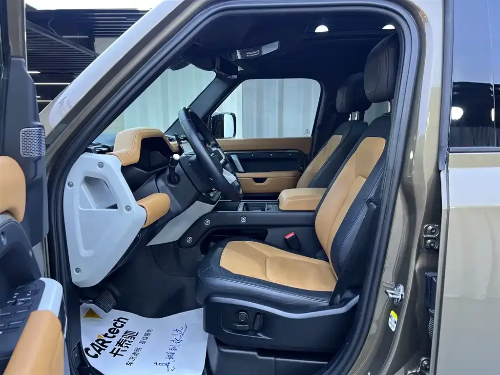 Land Rover Defender — фото 9