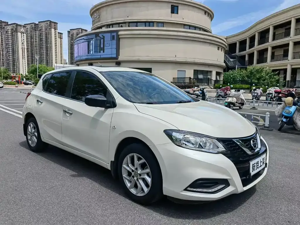 Nissan Tiida 2024 из CN, фото 3