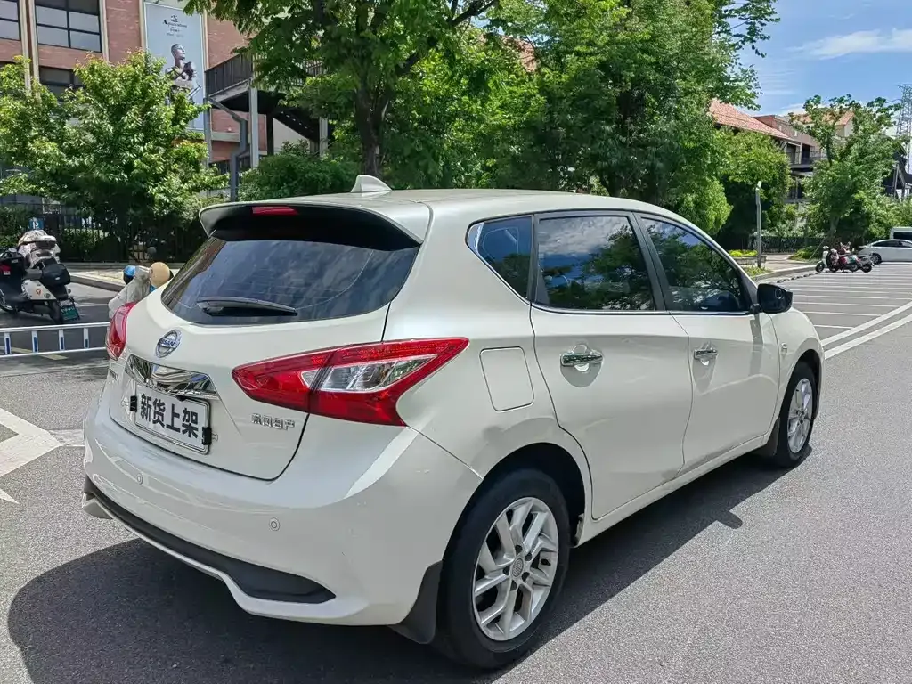 Nissan Tiida 2024 из CN, фото 9
