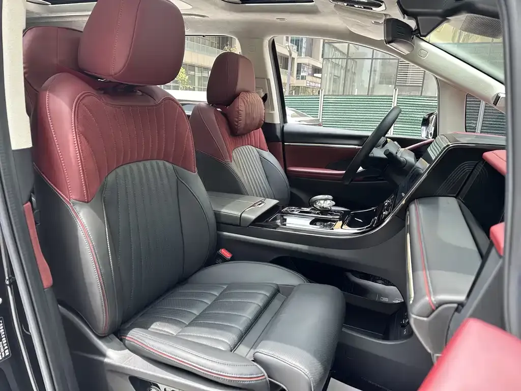 GAC Motor Trumpchi E9 — фото 7