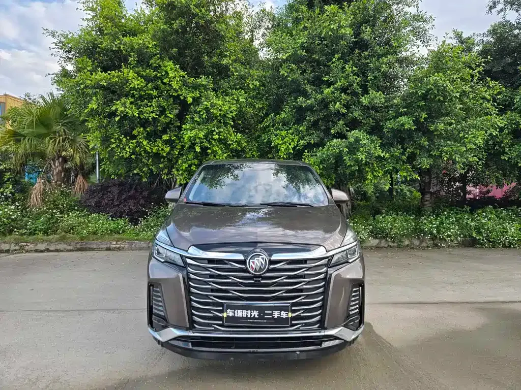 Buick GL8 2023 из CN, фото 9