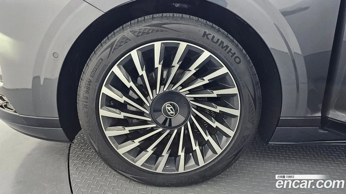 Hyundai Grandeur — фото 10
