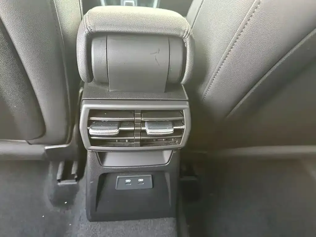 Audi A3 2023 из CN, фото 7