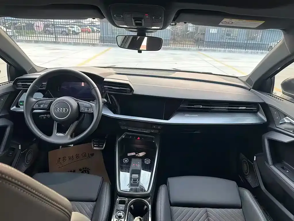 Audi A3 2023 из CN, фото 10