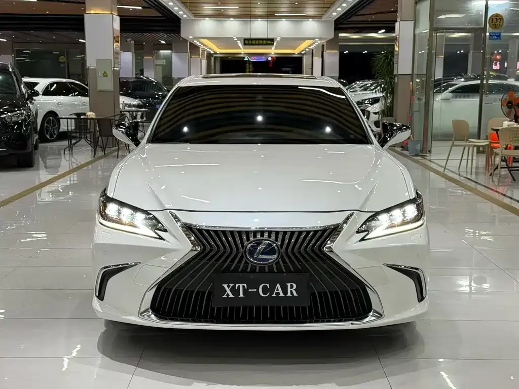 Lexus ES 2021 из CN, фото 1