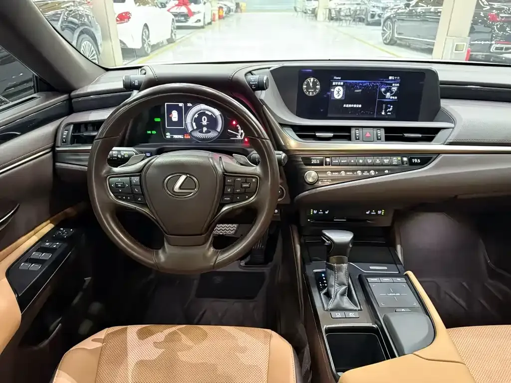 Lexus ES 2021 из CN, фото 9