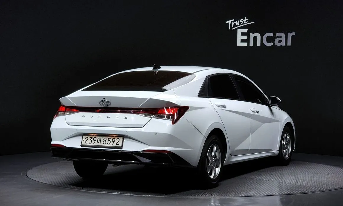 Hyundai AVANTE 2021 из KR, фото 6