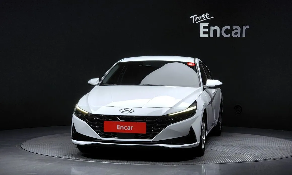Hyundai AVANTE 2021 из KR, фото 3