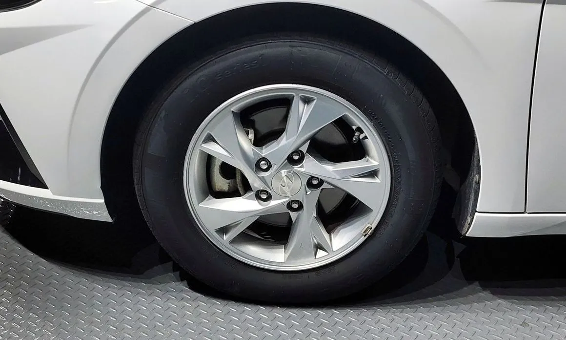 Hyundai AVANTE 2021 из KR, фото 9