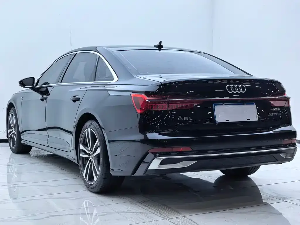 Audi A6L — фото 6