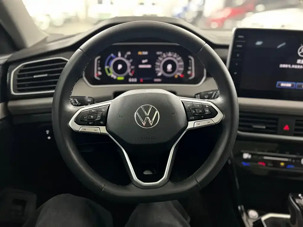 Volkswagen Tayron GTE PHEV 2024 из CN, фото 2
