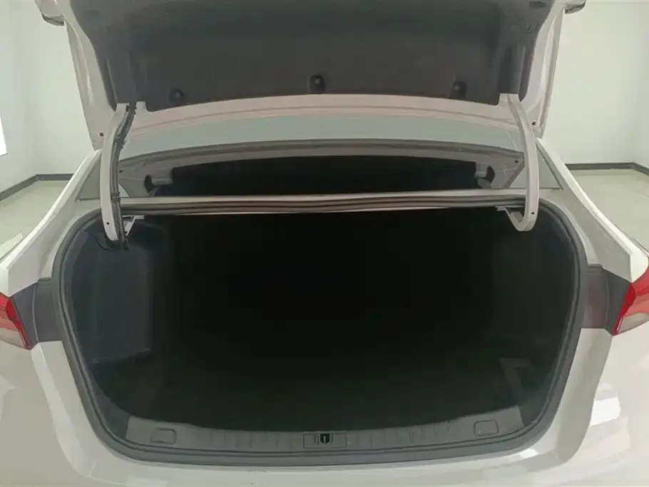 Buick Verano — фото 2