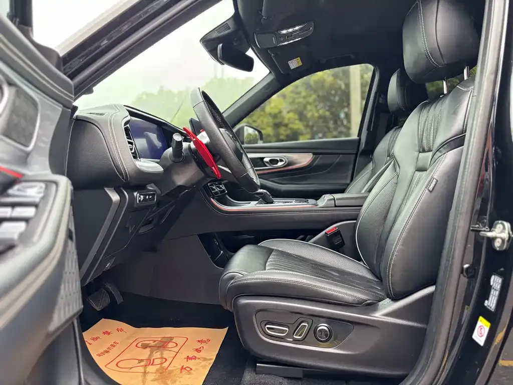 GAC Motor Trumpchi GS8 — фото 8