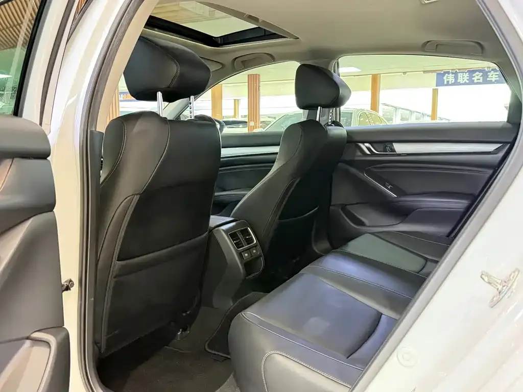 Honda Accord 2022 из CN, фото 3