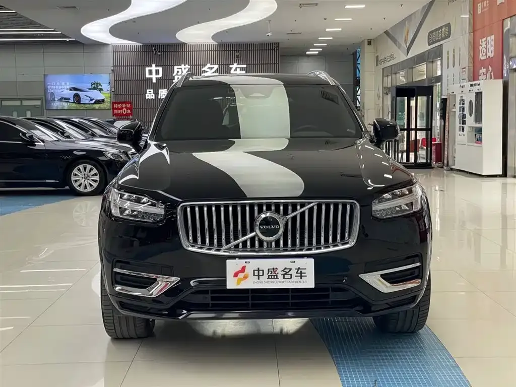 Volvo XC90 — фото 7