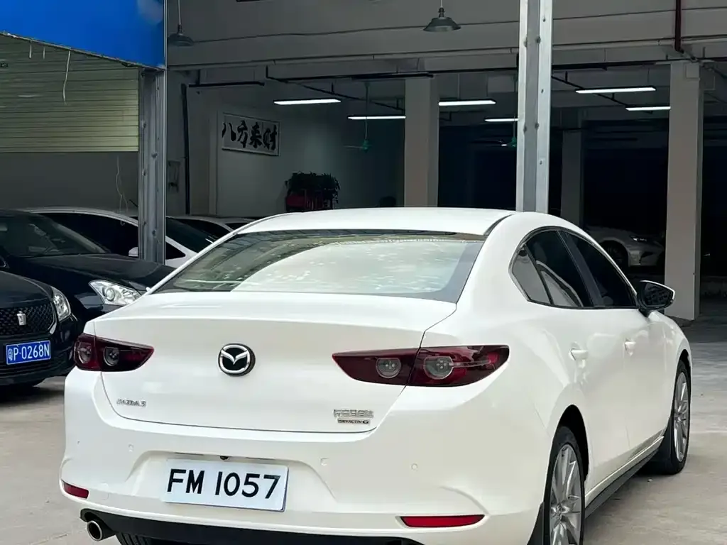 Mazda 3 Axela 2021 из CN, фото 5