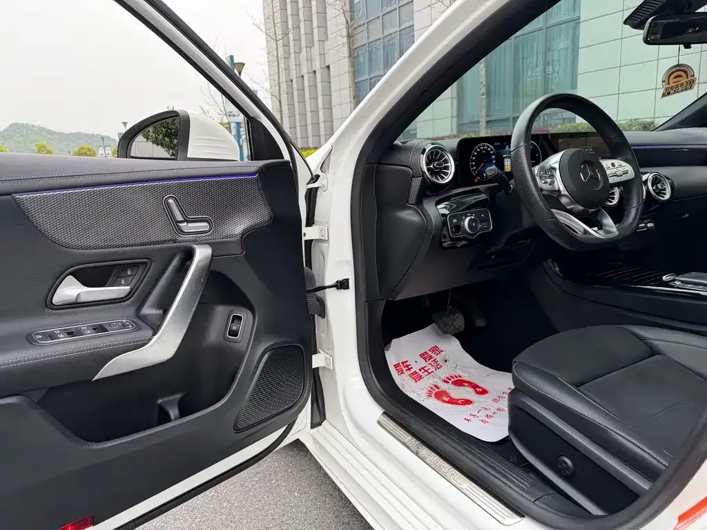 Mercedes-Benz A-Class 2021 из CN, фото 6