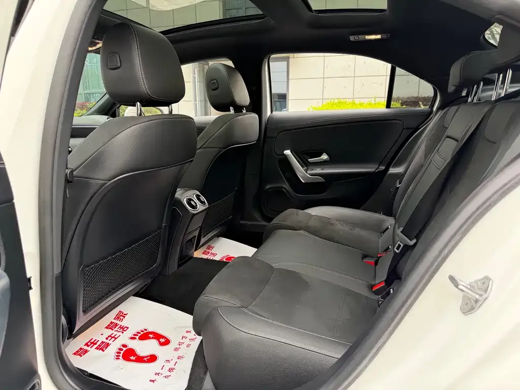 Mercedes-Benz A-Class 2021 из CN, фото 3