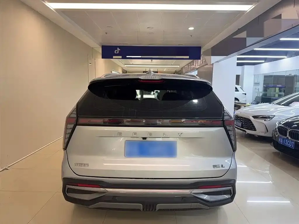 Geely Boyue L 2023 из CN, фото 2