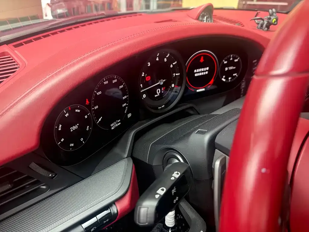 Porsche 911 2021 из CN, фото 8
