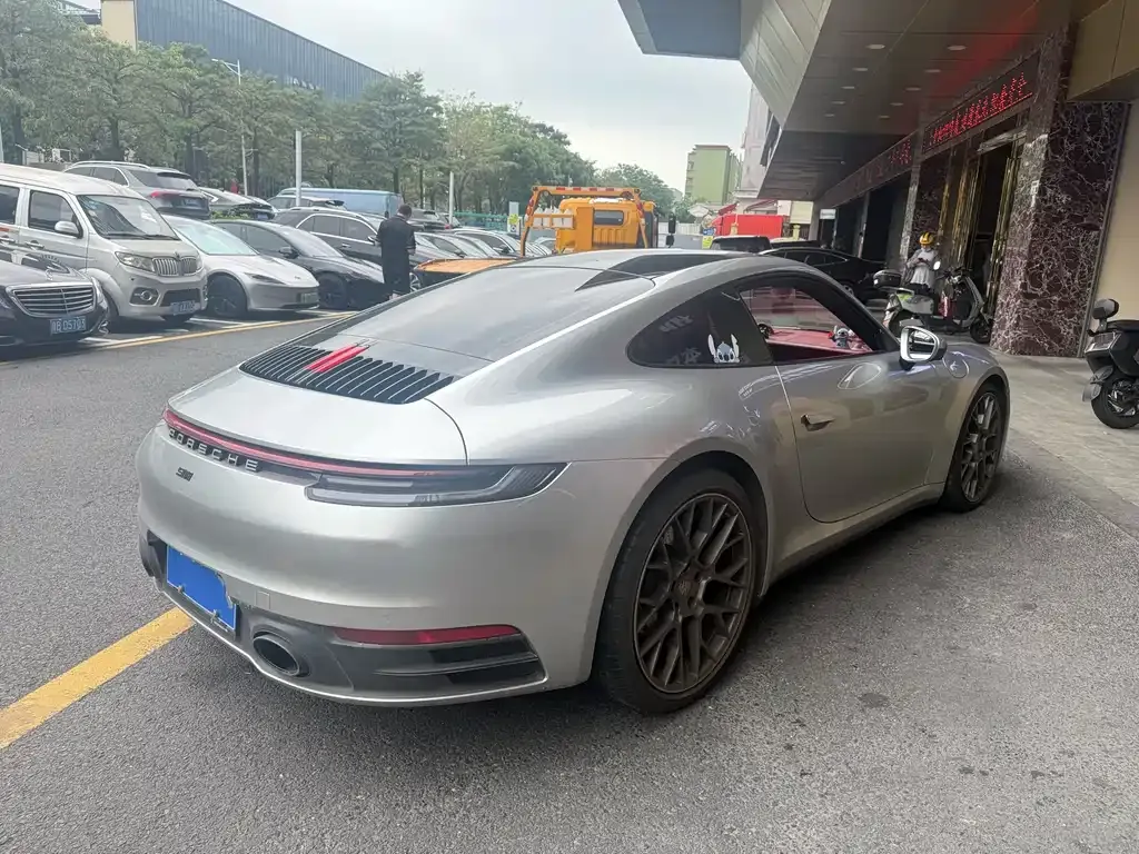 Porsche 911 2021 из CN, фото 5