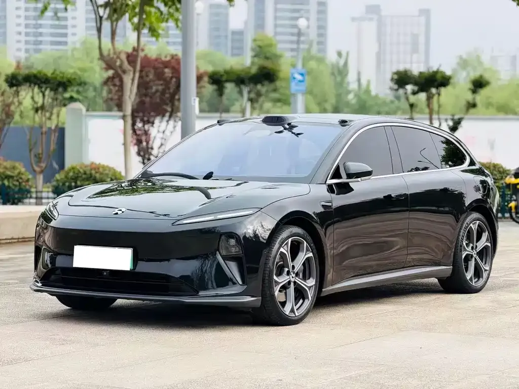 NIO ET5T