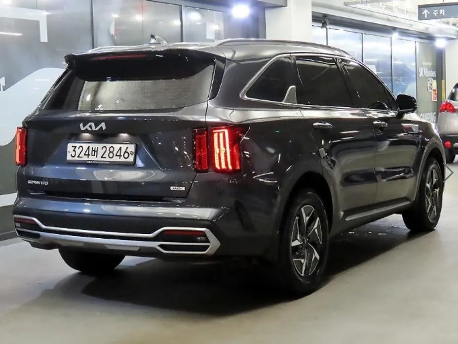 Kia Sorento — фото 4