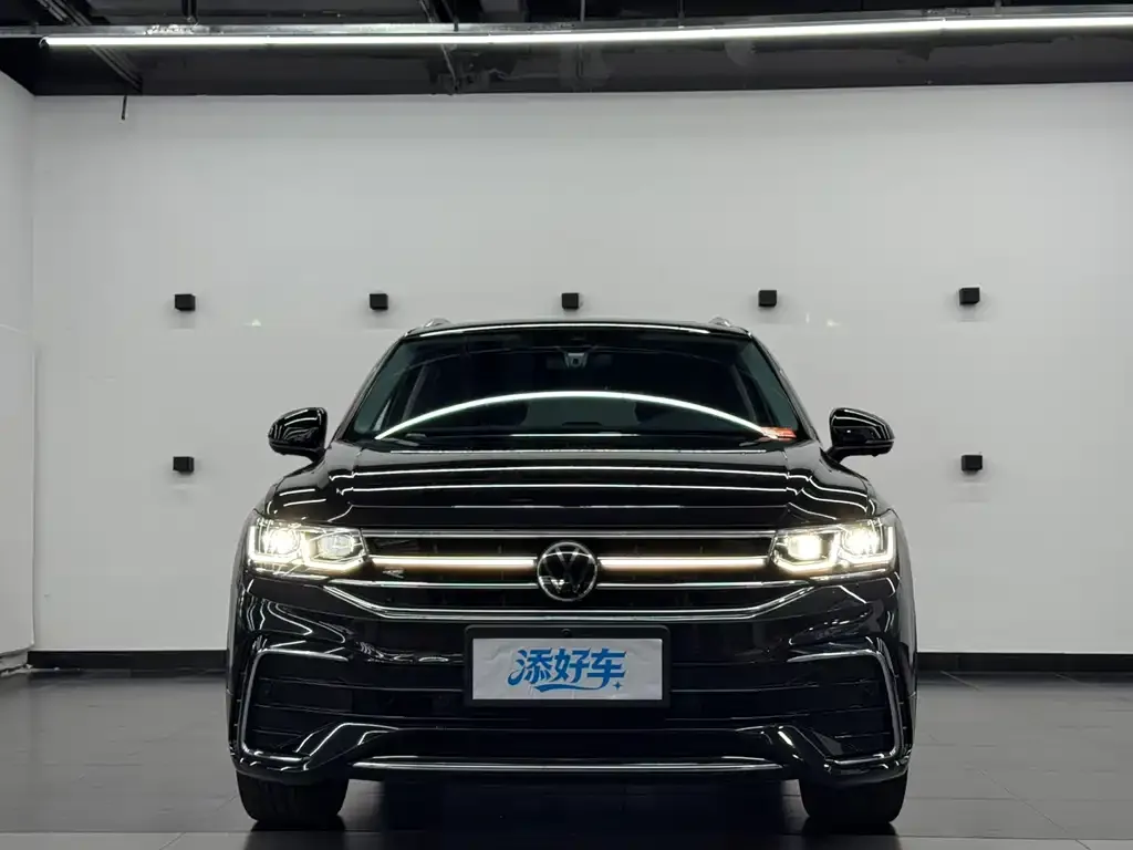 Volkswagen Tiguan L 2023 из CN, фото 1