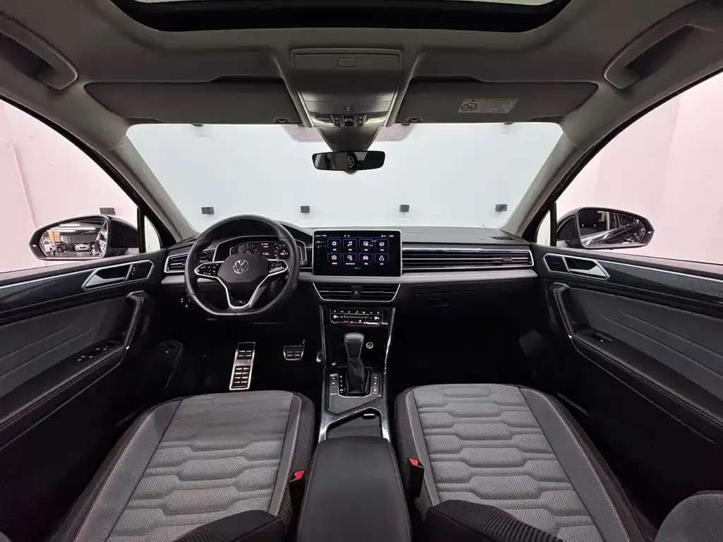 Volkswagen Tiguan L 2023 из CN, фото 7