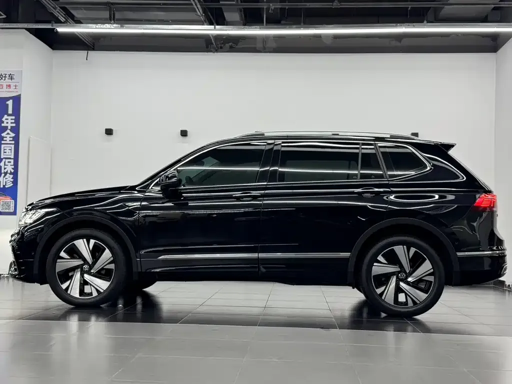 Volkswagen Tiguan L 2023 из CN, фото 5